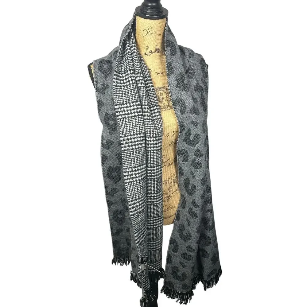 Vero Moda Plaid Leopard Animal Print Fringe Trim Scarf Women's OS